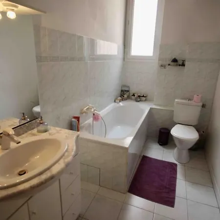 Apartmán F4 A 20 Metres De La Plage. Centre Ville D'Ajaccio Ajaccio (Corsica)